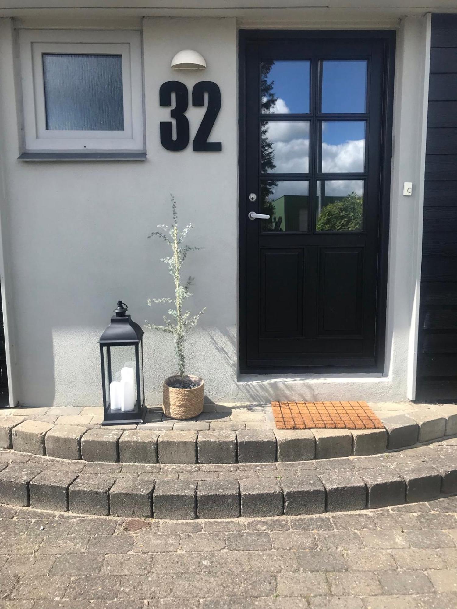 170 M2 Stort Hus Taet Pa Centrum, Mch Og Boxen Herning Exteriör bild